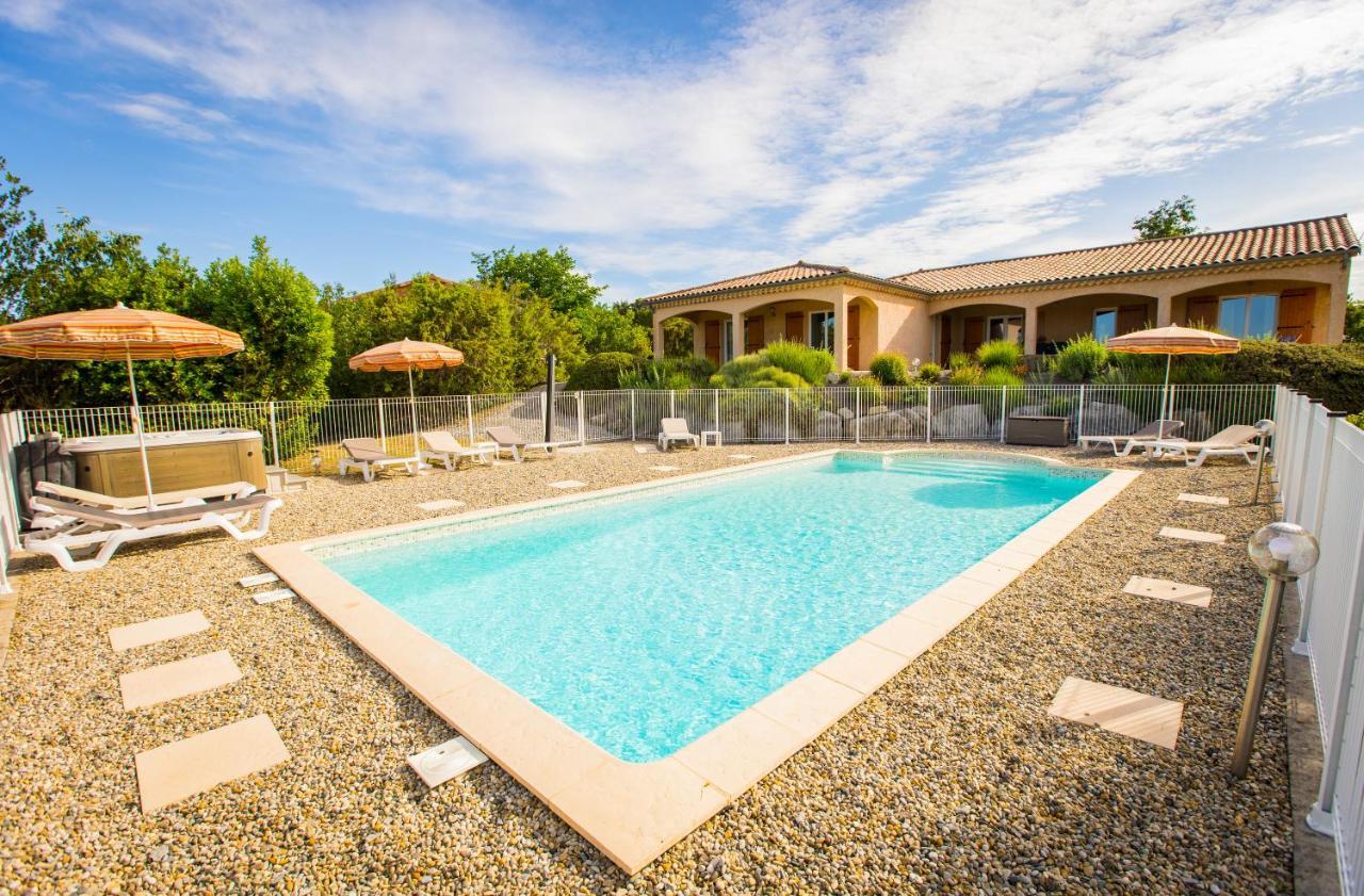 Les Villas De Perret Joyeuse Luaran gambar