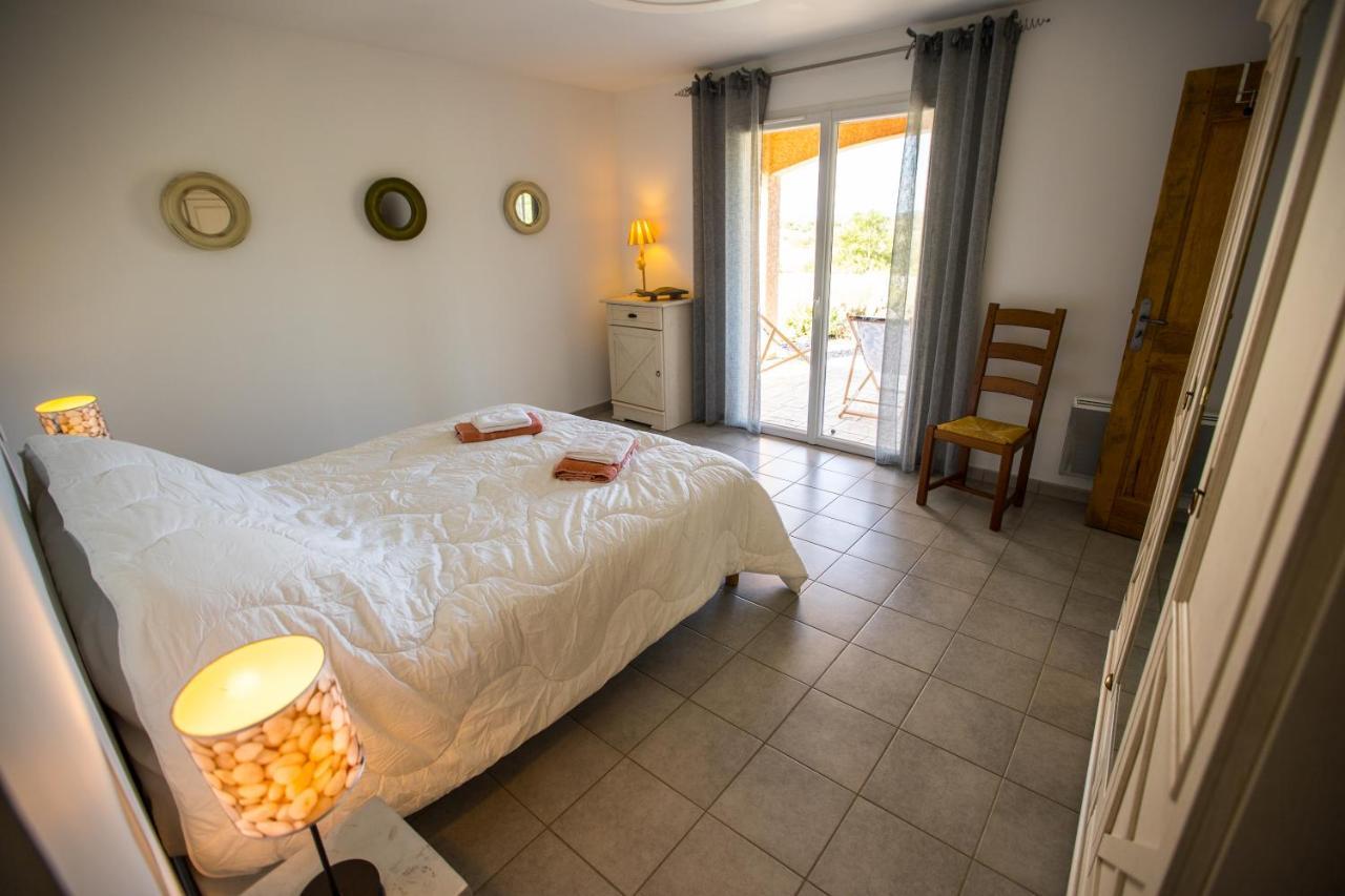 Les Villas De Perret Joyeuse Luaran gambar