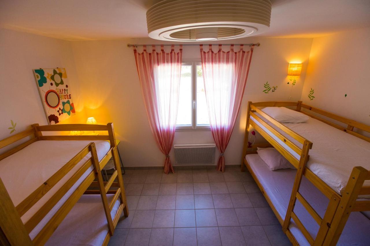 Les Villas De Perret Joyeuse Luaran gambar