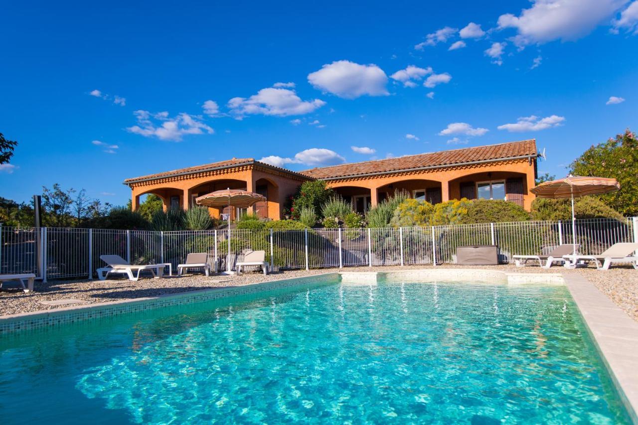 Les Villas De Perret Joyeuse Luaran gambar