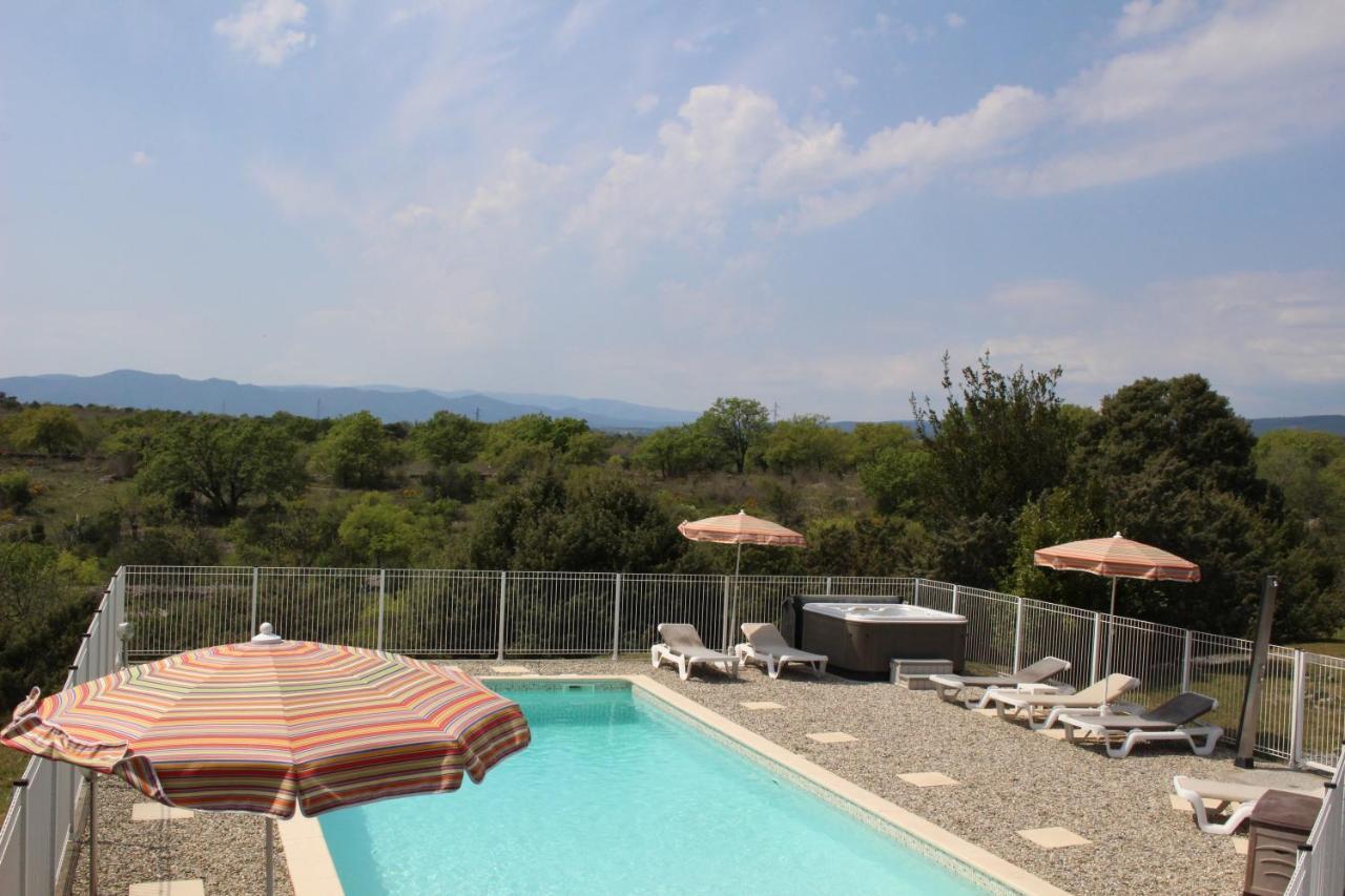 Les Villas De Perret Joyeuse Luaran gambar
