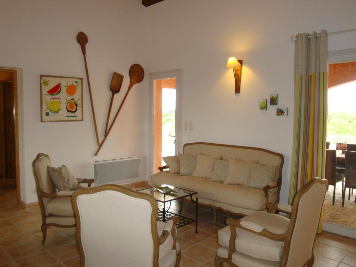 Les Villas De Perret Joyeuse Luaran gambar
